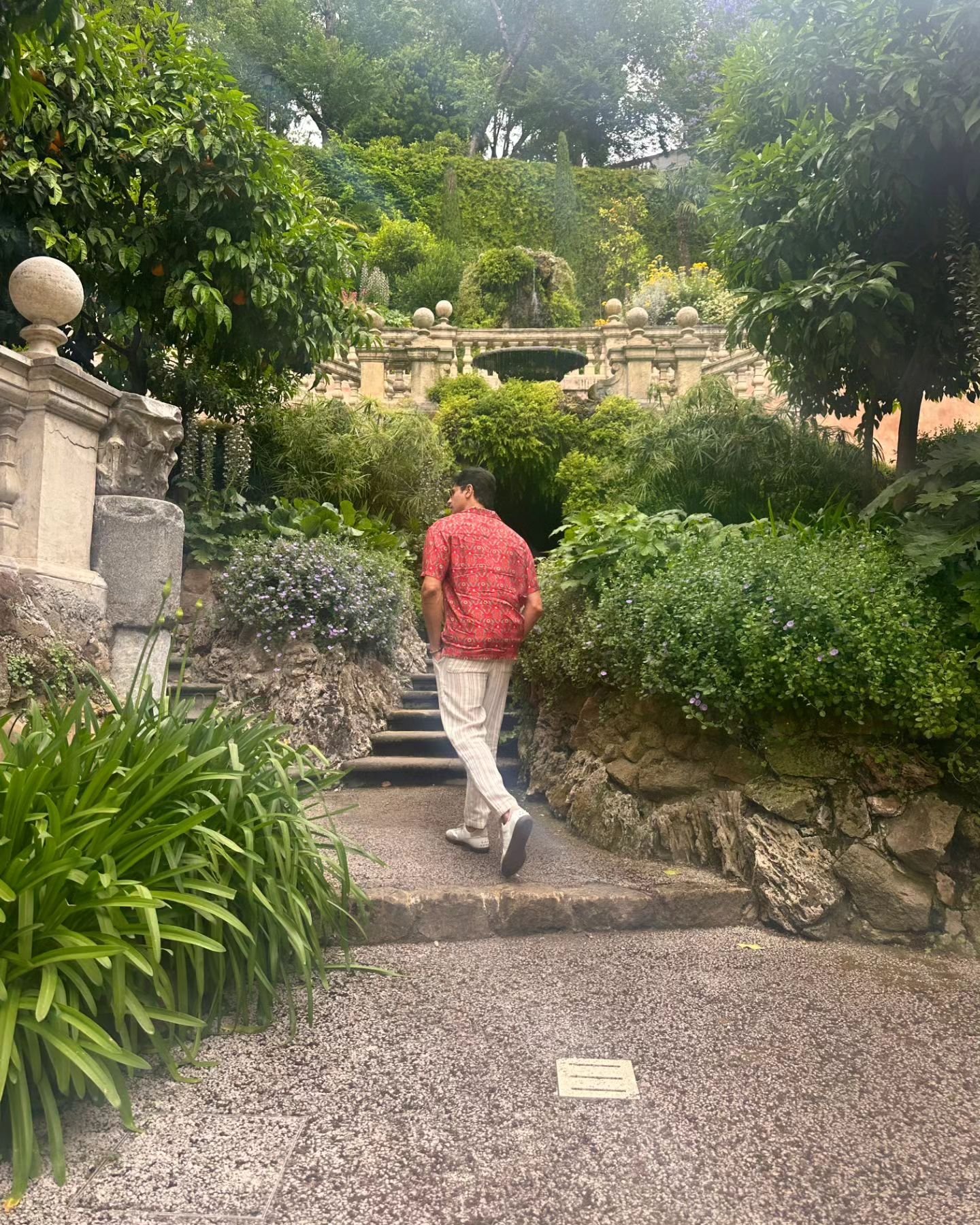 gWritinglyan's profile picture. Dadx3, Husband, Medical Imaging Leader, @DCycloneZone Head Soccer coach, ⚽️ Referee