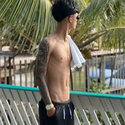 ÚNICA CONTA OFICIAL🚨 VENDO CONTEÚDO 🔥💦 ASSINE ➡️ https://t.co/UKWf7qlotf 🍆