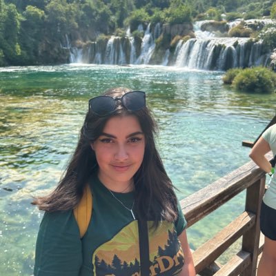 Primary Teacher in D&G👩🏫 University of Aberdeen Graduate🎓 Kayaker🏞️