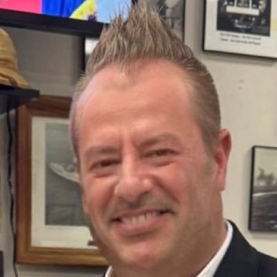 S a t i r e made of Nanoweb with shorts completely torched | Schadenfreude enthusiast, life coach and “entrepreneur” | I ❤️ shitcos | #WhistleBlower