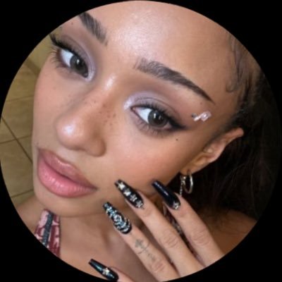 teezxg's profile picture. 