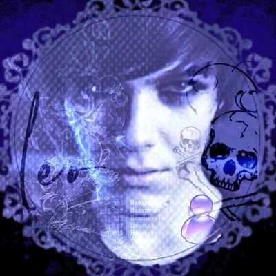 Dicen que la belleza es por dentro, entonces me corte para que vean lo lindo que soy 🖤🦇⛓️🪦 #shtwt #maxxinetwt #vamptwt #cannibaltwt @cuartetolover4 (×_\\\)