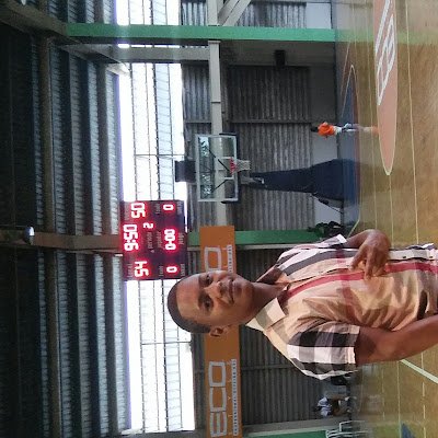 Rhernandez2110's profile picture. 