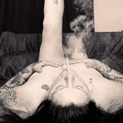 bbwbxmbshell's profile picture. 44 & curvy 💋 Lush, single glamma 🍑 420 friendly 🌿 Real, raw & ready to play 😘 Grown & sexy vibes only 🔥 Daily content | DMs open | Let’s vibe!