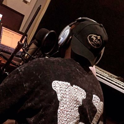 mileswayyy's profile picture. you must vibe  🎵