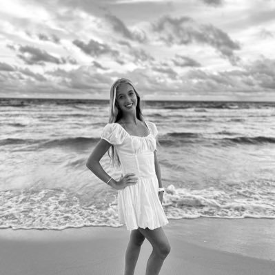 reesew109's profile picture. 