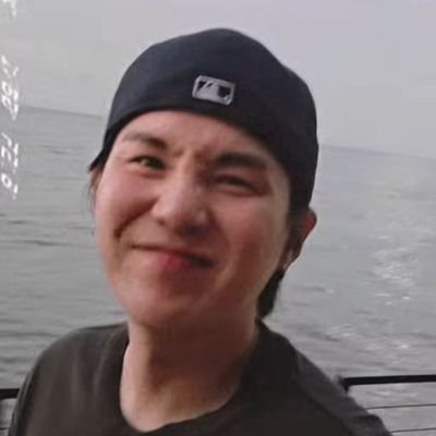 saw green day 29/6/24. 31, bisexual, she/her, UK, army, yoonkook bias. 🖤🏳️🌈 Love music, gaming, football (coyg!) and cats 🐱 New to crocheting and guitar!