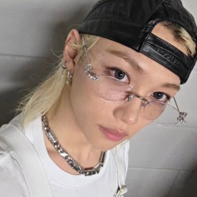 addictedtoim_'s profile picture. 21/09/2004 sʜᴇ / ʜᴇʀ 👽