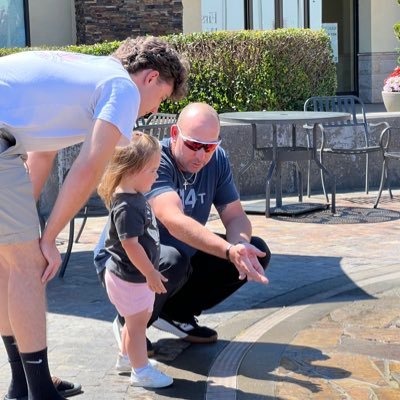 HS Coach @irv_baseball / Director @otr_baseball Doing everything I can to understand what it takes to help players #getbetter #hittingishard #haveaplan
