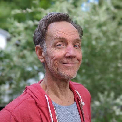 Freelance Tech Journalist: Read me on Android Police, The Decoder, Digital Trends, Mixed Reality News, Mac Observer, Peta Pixel, and Screen Rant.
