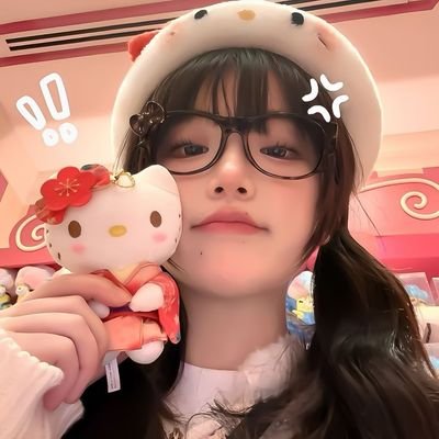 ୨ৎ ◜ ✧ lets get inside the 𝗞!𝗧𝗧𝗘𝗡 𝗦𝗛♡𝗣 🐈💬🍓 ⊹ 𝗢𝗡𝗟𝗜𝗡𝗘 ˖࣪ 24/7 HRS. ⓘ あまい星くず入荷中〜 ꒰ᐢ. .ᐢ꒱♡ drop a coin, get the softest dreams blink back at you.