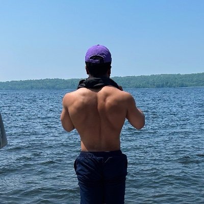 18 | stud college student
let's have fun together I know you're curious😉⬇️