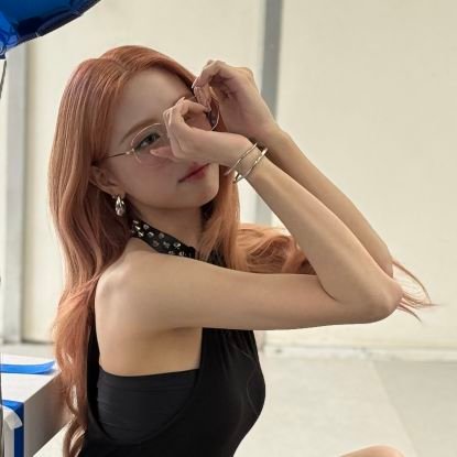 We'll stay together, now and forever 그 언제까지. 나의 빛이 돼 줄래? Midzy who will always be by ITZY's side♡♡♡♡♡
#1 SPICE BY ITZY LOVER
💞ggs & Soloists💞