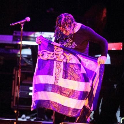 Σχολιάζουμε την επικαιρότητα χωρίς γαλαζιοπρασινοφούξια γυαλιά. Στο τσακίρ κέφι και μπασκετάκι και μπαλίτσα έχουμε. Λαρισαίος εκ Τσαρίτσανης ορμώμενος.