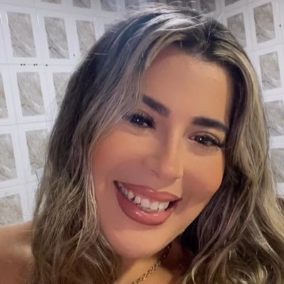 Coisas boas acontecem ✨ / Médica Veterinária / 📷 Instagram: @claragondinn