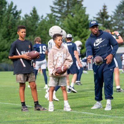 Wide Receivers/Offensive Recruiting Coordinator