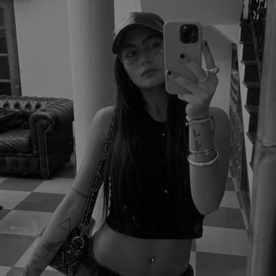 🍷 22