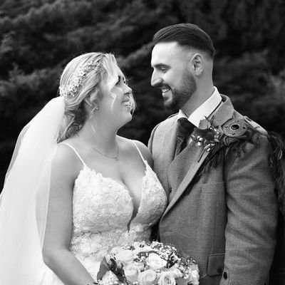 markmckee98's profile picture. Emancipate yourselves from mental slavery,
none but ourselves can free our minds.