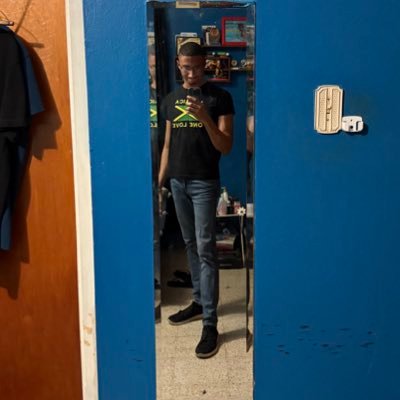 limitbreaker876's profile picture. 