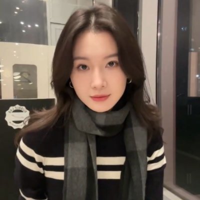 JaelynLi315's profile picture. Being in the United States brought a different texture to my life, and I gradually accepted Western culture #entrepreneur #RenewableEnergy #Equestrian #fencing