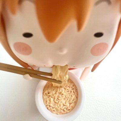 popeggggg's profile picture. 