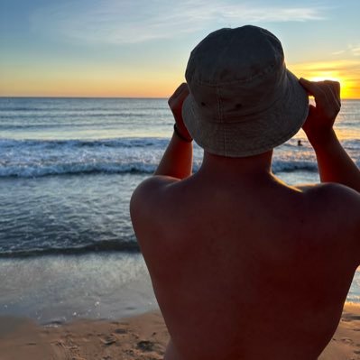 MJoaquin22's profile picture. 22.