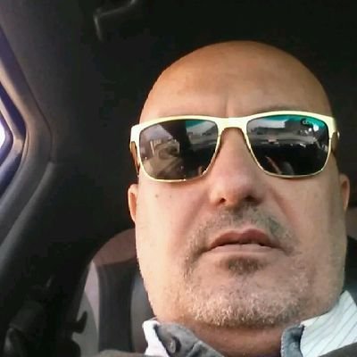 EsamE24342's profile picture. 