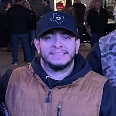 ArnoldViera2's profile picture. Assistant Football/Head Track at Warren High School