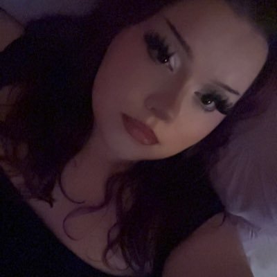 22 ☆ wallet abuser & maneater ☆ $25 tribute.
