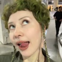 nia oli (@avampiravegana) 's Twitter Profile Photo