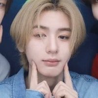 이한🤍피어 (@peerwith) 's Twitter Profile