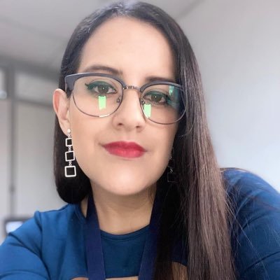 Feminista comunitaria por un proyecto popular que dispute sentidos comunes. Mamá de Alegría e Inti. Abogada, Socióloga Política y Especialista en DDHH