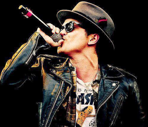 _BRUN0MARS's profile picture. Twitter on Bruno Mars.
Ask me, i follow back.