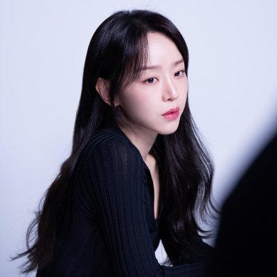 DailyHyeSun's profile picture. Multi kdrama celebs stan but my heart goes to my one and only sunshine, Shin Hae Sun ☀️

Multi kdrama celeb stan but my heart goes to the one and only queen,