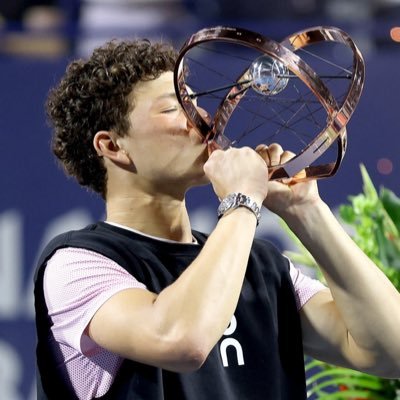 ben shelton | iga świątek | carlos alcaraz | jasmine paolini | hubert hurkacz | naomi osaka | felix aliassime