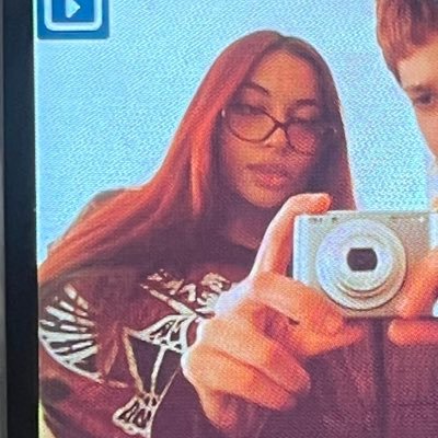 delfipos_'s profile picture. colorada histérica ☆