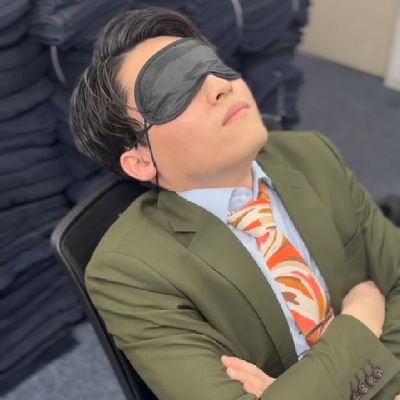 ・秘密倶楽部グループ・梅田ゴールデン倶楽部スタッフ求人担当のMです。きままにツイート。スタッフ募集中!気になった方は下記URLかDMへ♪女性求人はこちら→@umegowork #転職 #高収入 #ナイトワーク