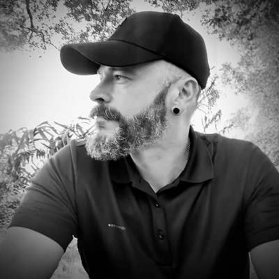 renzodangelo's profile picture. Te ayudo a impulsar tu marca personal y negocios como un hombre prémium.