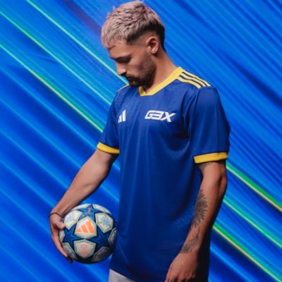 Atleta G3X FC nas horas sérias, streamer iniciante nas horas vagas. Cola comigo pra muita resenha! Time: @adidasbrasil Embaixador: @superbet_br