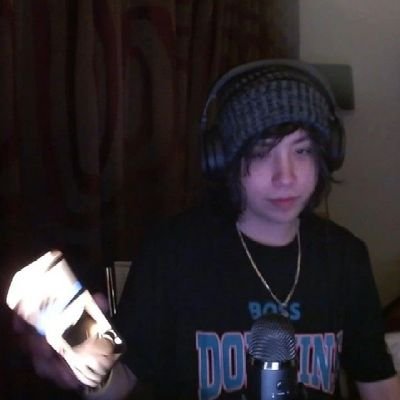 _mjwves's profile picture. type shift