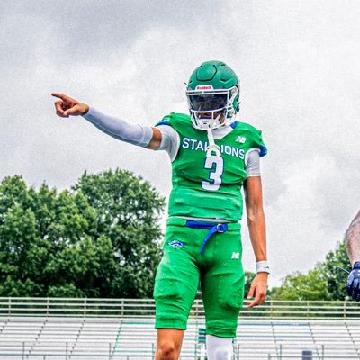 Green Run High School | QB1 | Class of 2026 | 6’3 | 175 Lbs | Email: Luke.ashcraft11@gmail.com | 📞 #: 757-286-0626 | 3.85 GPA 📚| God First ✝️
