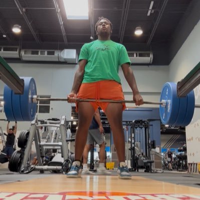 6’1 220 DL/OL ‘26 (17yr) 689-266-9526 (daiquarius8@gmail.com) GOD GOT ME EITHER WAY IT GO🙏🙌🏾 #50