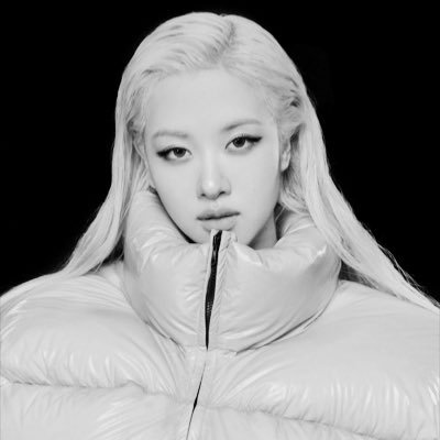 pinxie8's profile picture. stay, wait, hang in there for BLΛƆKPIИK | ot4 (fan account)