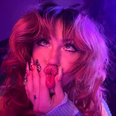 born 4 porn⋆˚꩜。 i wan 2 brainwash u xD #.1pervgirl @schizobimb0xx | https://t.co/1fiF61K76H