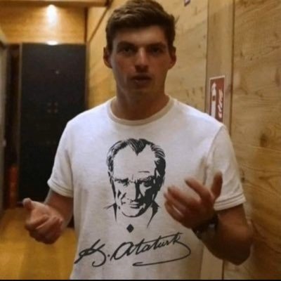 tufank0's profile picture. burası benim çöplüğüm
