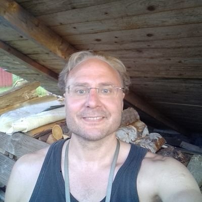 joni_koskimaa's profile picture. Citius, altius, hiatus!