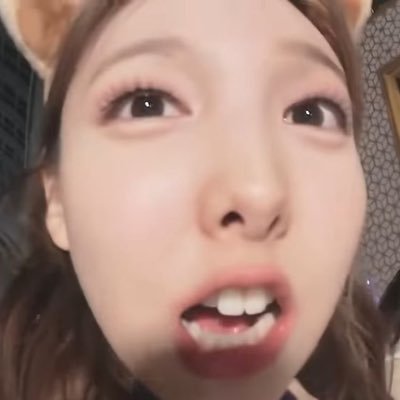 MoonaYeonn's profile picture. Twicexonce