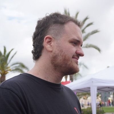 Integrador Social.
Poble que lluita, llengua que viu.