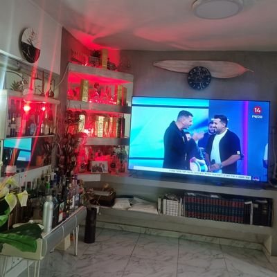 WYrwslym's profile picture. 