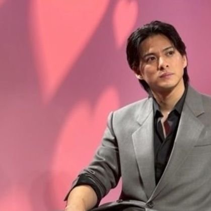 DzrGhrqFNpKkgnK's profile picture. 平野紫耀くん大好きな大人。花晴れ以来紫耀くん沼の住人。彼を取り巻く周りごと愛してます。
ひっそりと大好きをつぶやくだけです。
Number_iを全力応援します！